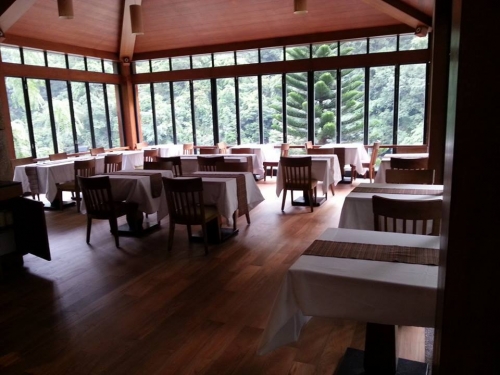 烏來溫泉飯店餐廳&SPA房-木地板無塵打磨翻新