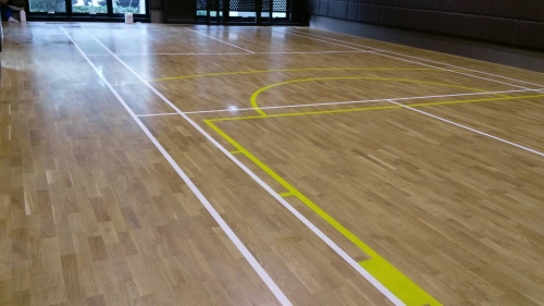 台中市政一路社區健身房運動地板-Bona面漆塗佈保養