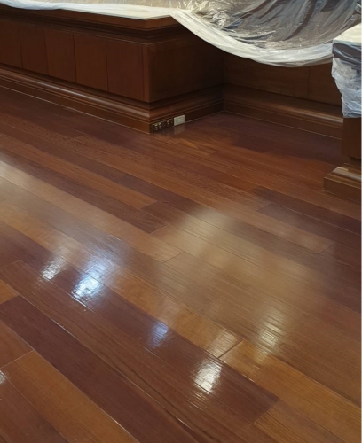 台北精舍木地板 - 防滑耐磨保養