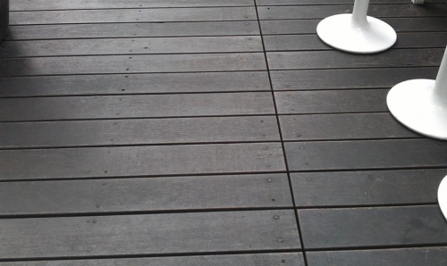 W Taipei 戶外木地板-進行博納Bona戶外木地板清潔護木油保養